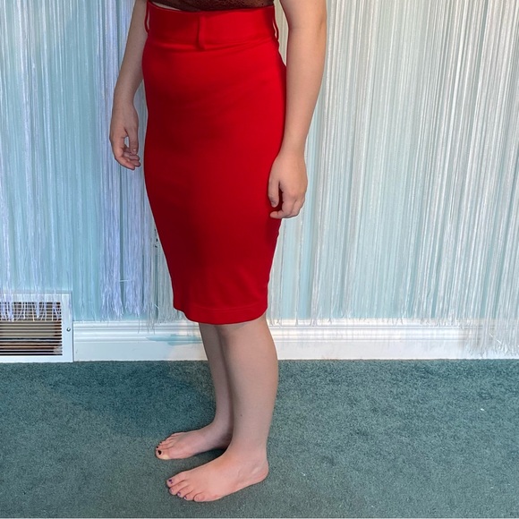 Body by Victoria Red Pencil Skirt Size 0 - Picture 9 of 16